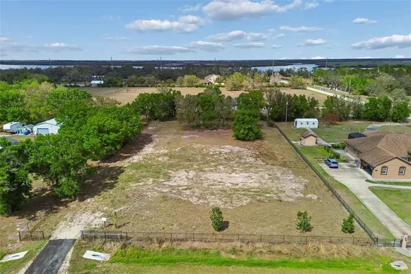 $225,000 | 22125 26th Avenue East, Bradenton, FL 34211
