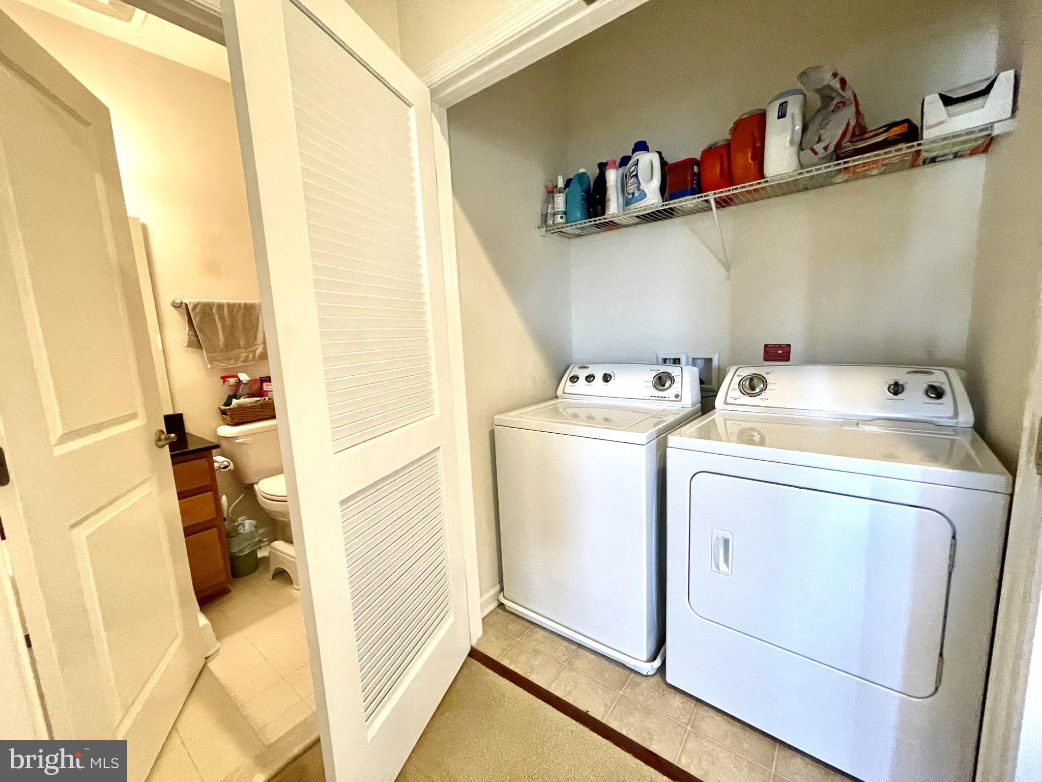 22908 Chestnut Oak Terrace Sterling, VA 20166 - Photo 17 of 34