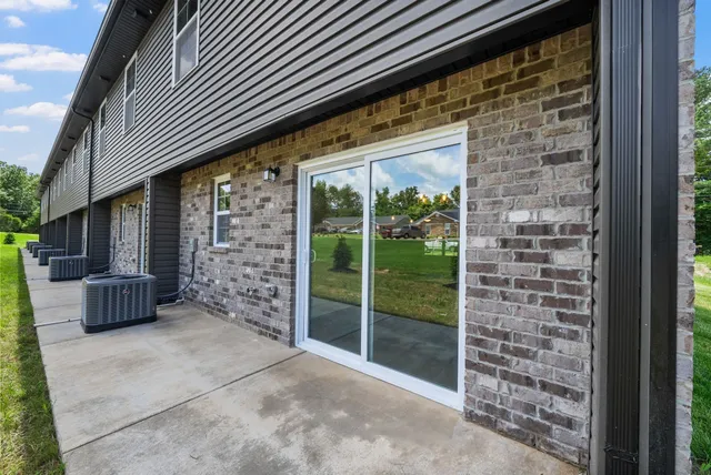 $1,250 | 108 Colson Road, Dover, TN 37058