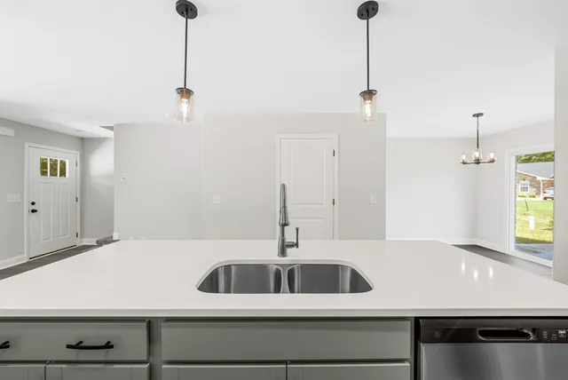 $1,250 | 108 Colson Road, Dover, TN 37058