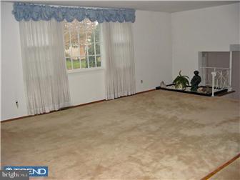2 Ramsgate Road Cherry Hill, NJ 08003 - Photo 2 of 11