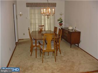 2 Ramsgate Road Cherry Hill, NJ 08003 - Photo 3 of 11