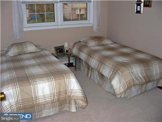 2 Ramsgate Road Cherry Hill, NJ 08003 - Photo 7 of 11