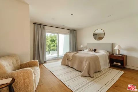 $2,995,000 | 4063 Huron Avenue, Culver City, CA 90232
