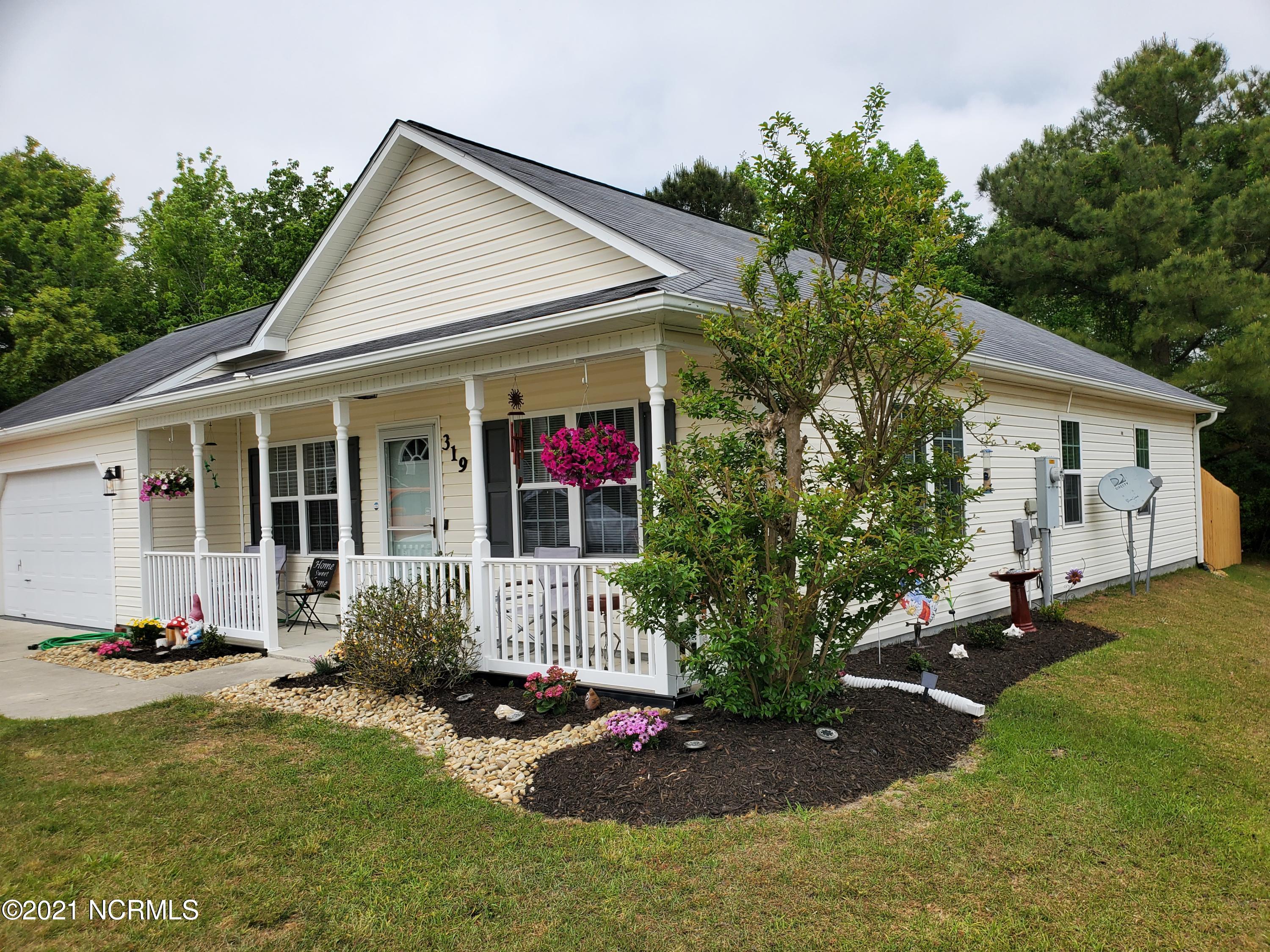 319 Top Knot Road Hubert, NC 28539 - Photo 1 of 54 Front 2