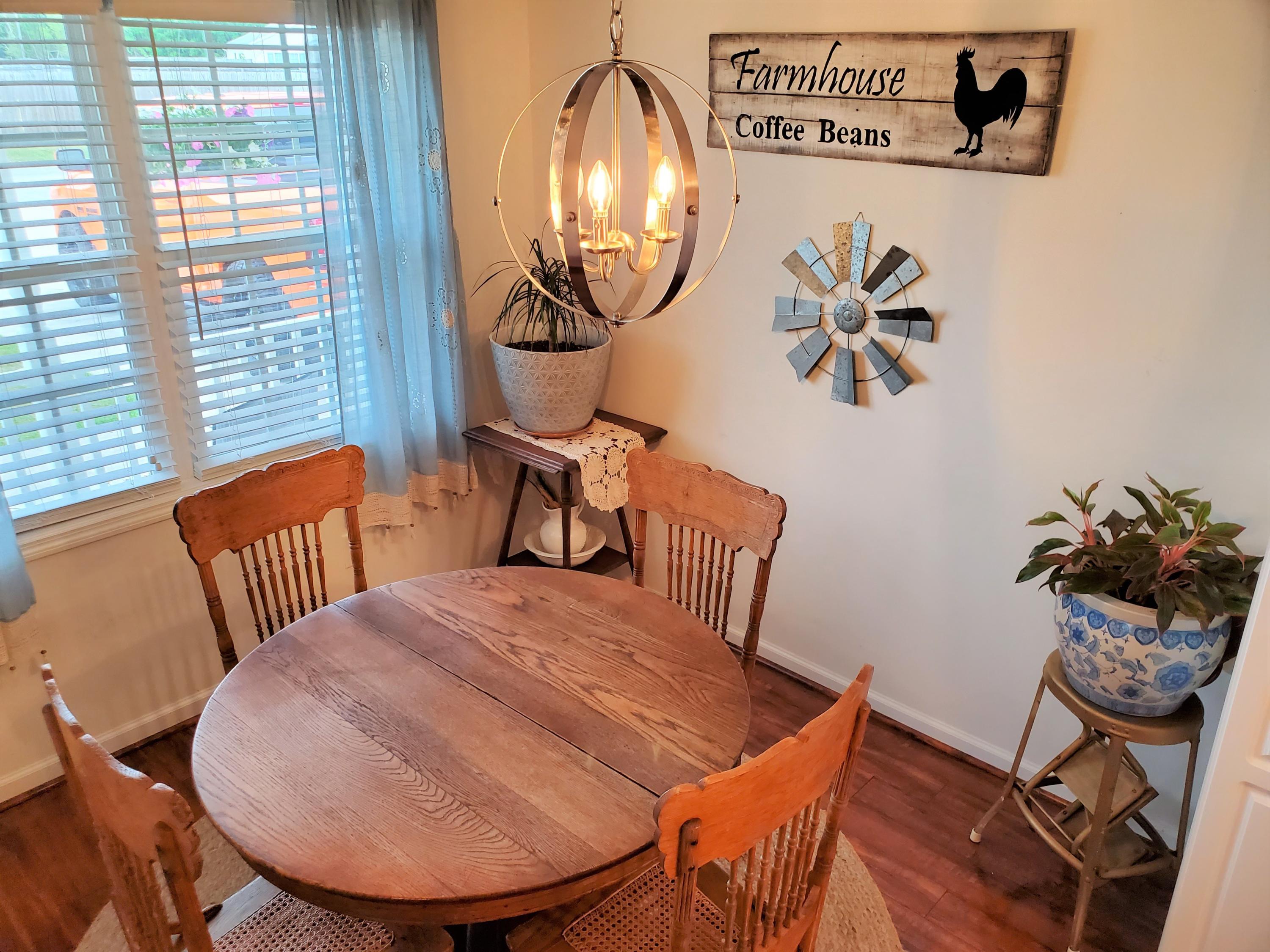 319 Top Knot Road Hubert, NC 28539 - Photo 15 of 54 Dining Room