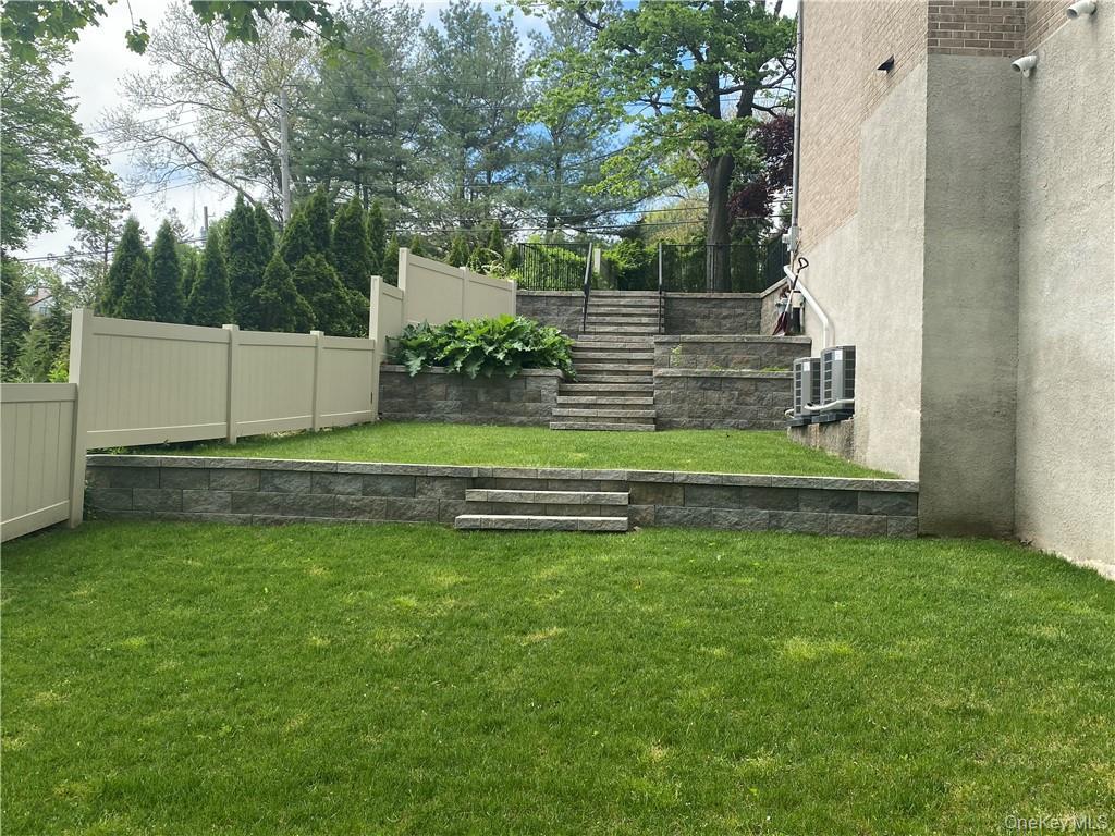 433 New Rochelle Road Bronxville, NY 10708 - Photo 35 of 41 a view of a park with large trees