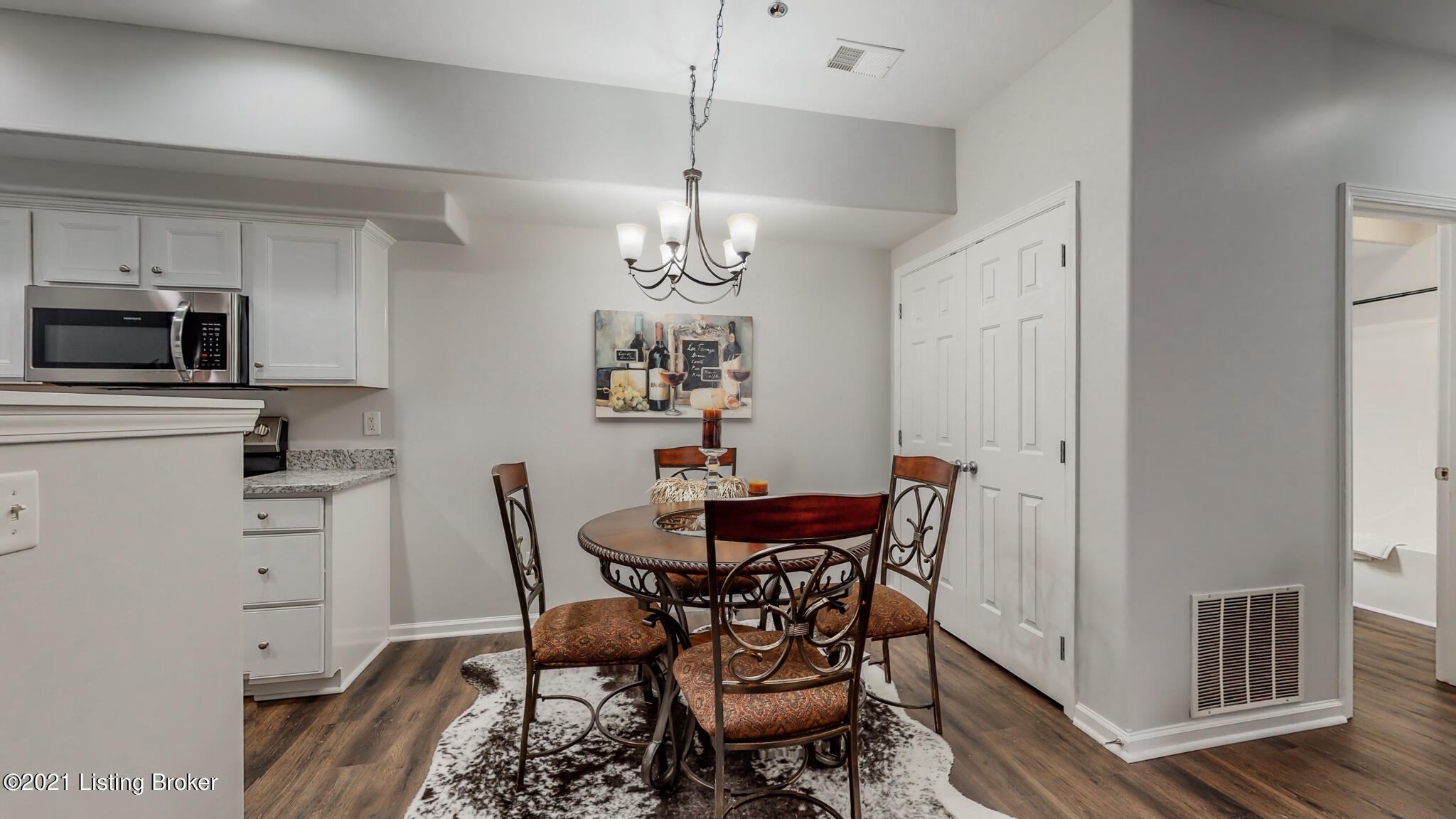 4219 Reserve Road, Unit 102 Lexington, KY 40514 - Photo 5 of 30 4219 Reserve Rd Apt 102 Lexington KY 405