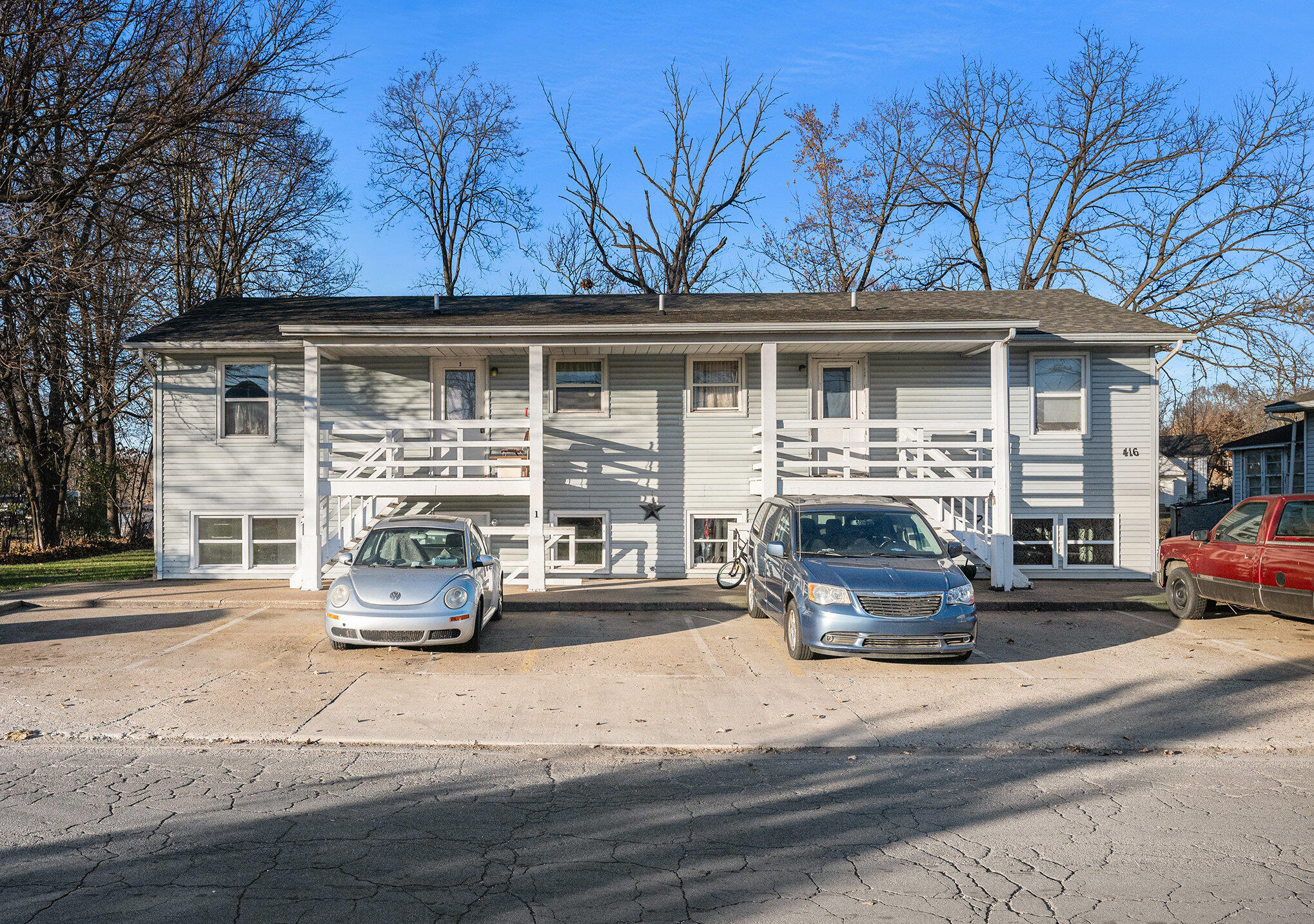 416 River Street Three Rivers, MI 49093 - Photo 2 of 18 008_file_444
