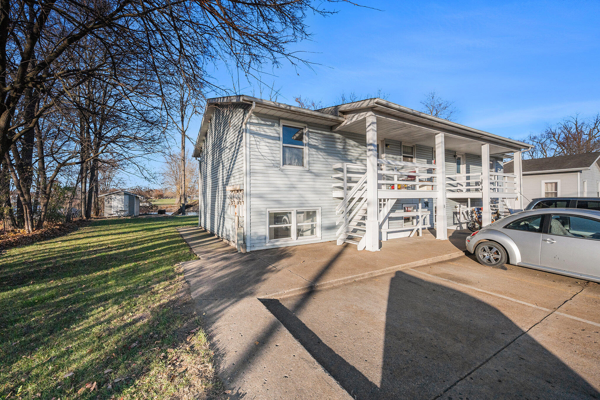 416 River Street Three Rivers, MI 49093 - Photo 3 of 18 007_file_15