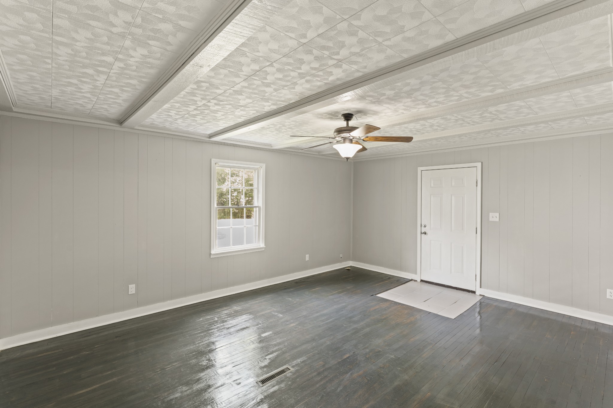 190 Asia Road Winchester, TN 37398 - Photo 9 of 21