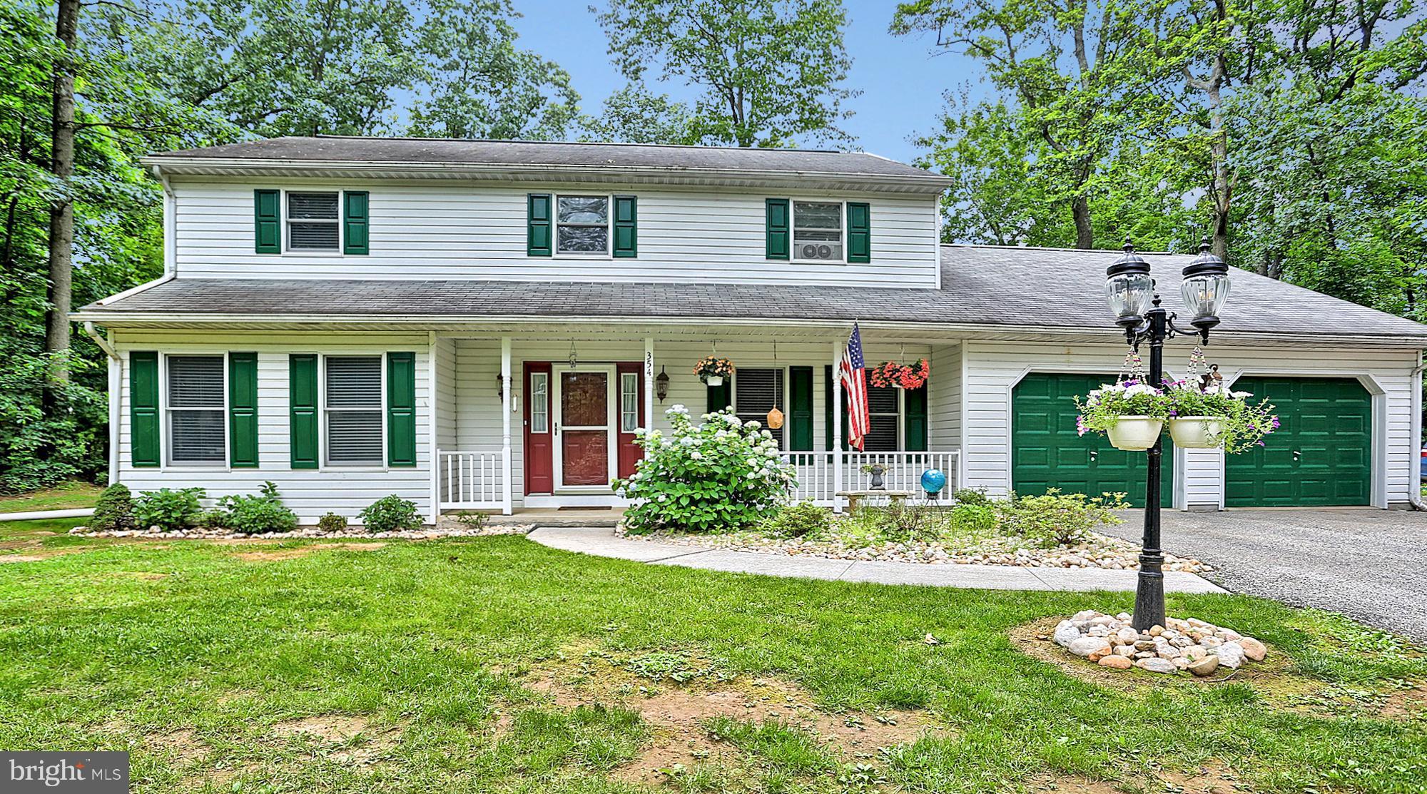 354 Chestnut Hill Road York, PA 17402 - Photo 1 of 34