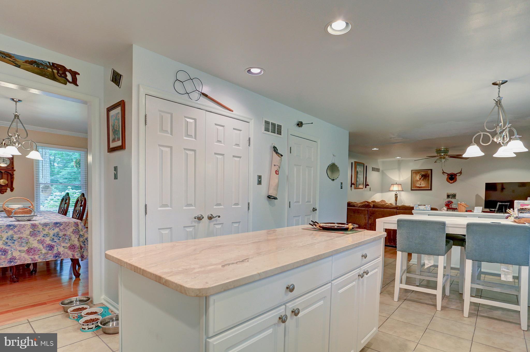 354 Chestnut Hill Road York, PA 17402 - Photo 11 of 34
