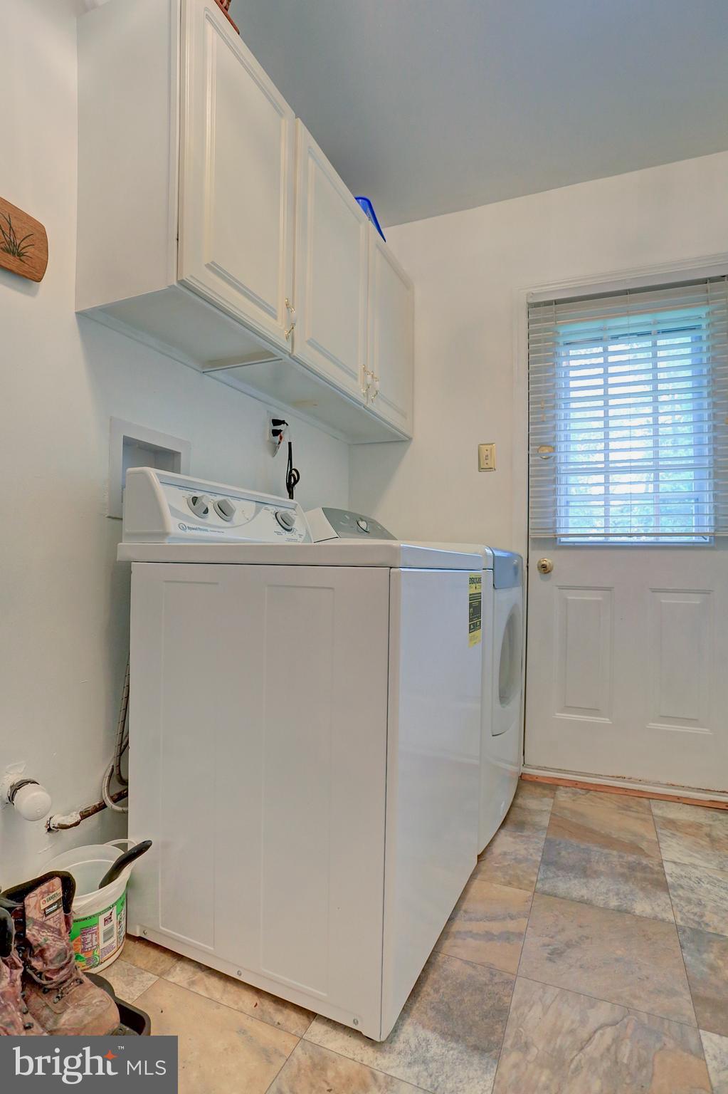 354 Chestnut Hill Road York, PA 17402 - Photo 12 of 34