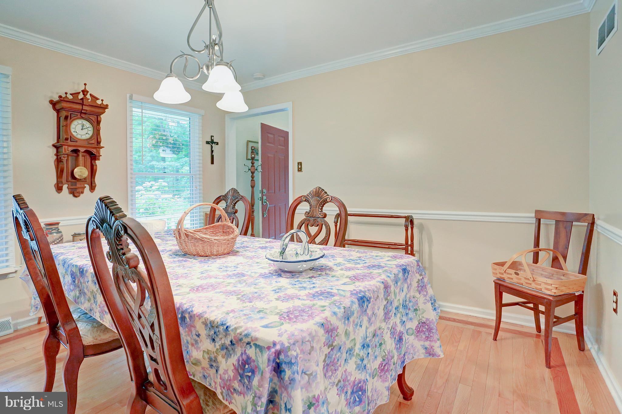 354 Chestnut Hill Road York, PA 17402 - Photo 7 of 34