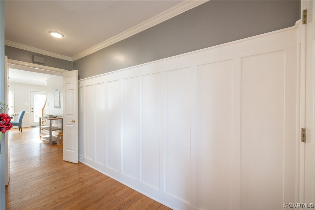 15205 Powell Grove Road Midlothian, VA 23112 - Photo 4 of 47 a view of livingroom with hardwood floor and a ceiling fan