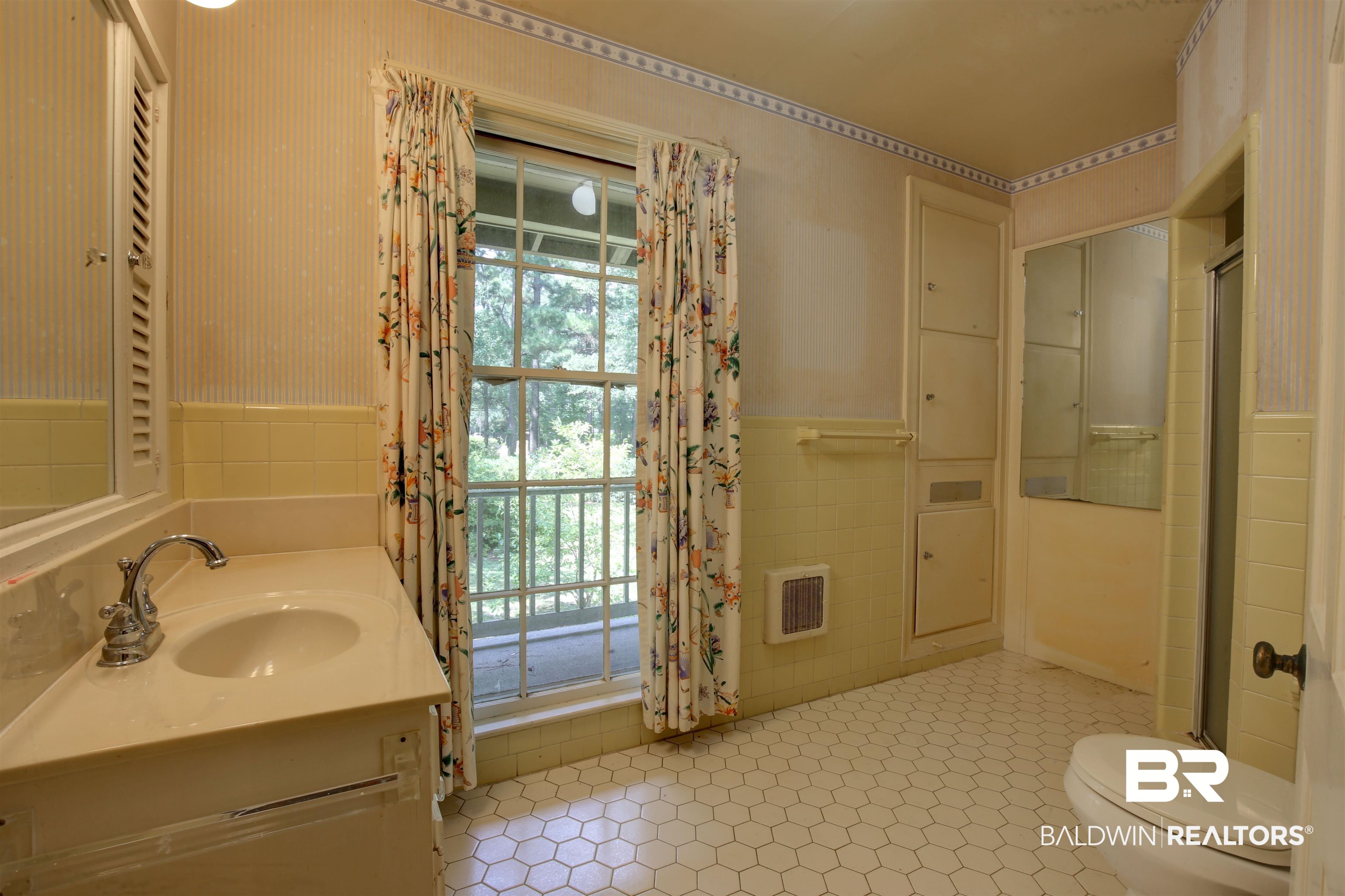 905 Azalea Road Mobile, AL 36693 - Photo 18 of 32