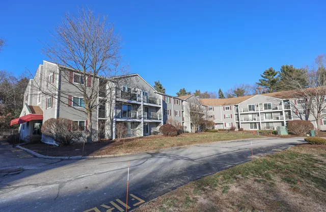 $260,000 | 120 Fisherville Road, Unit 52, Concord, NH 03303
