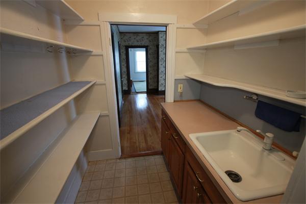 19 Falmouth Street Worcester, MA 01607 - Photo 8 of 25 Gallery Image 8