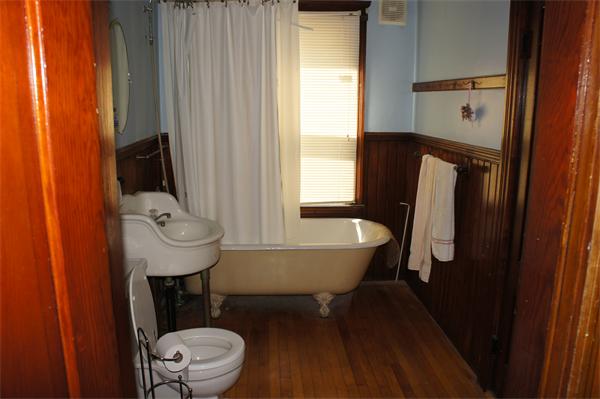 19 Falmouth Street Worcester, MA 01607 - Photo 9 of 25 Gallery Image 9