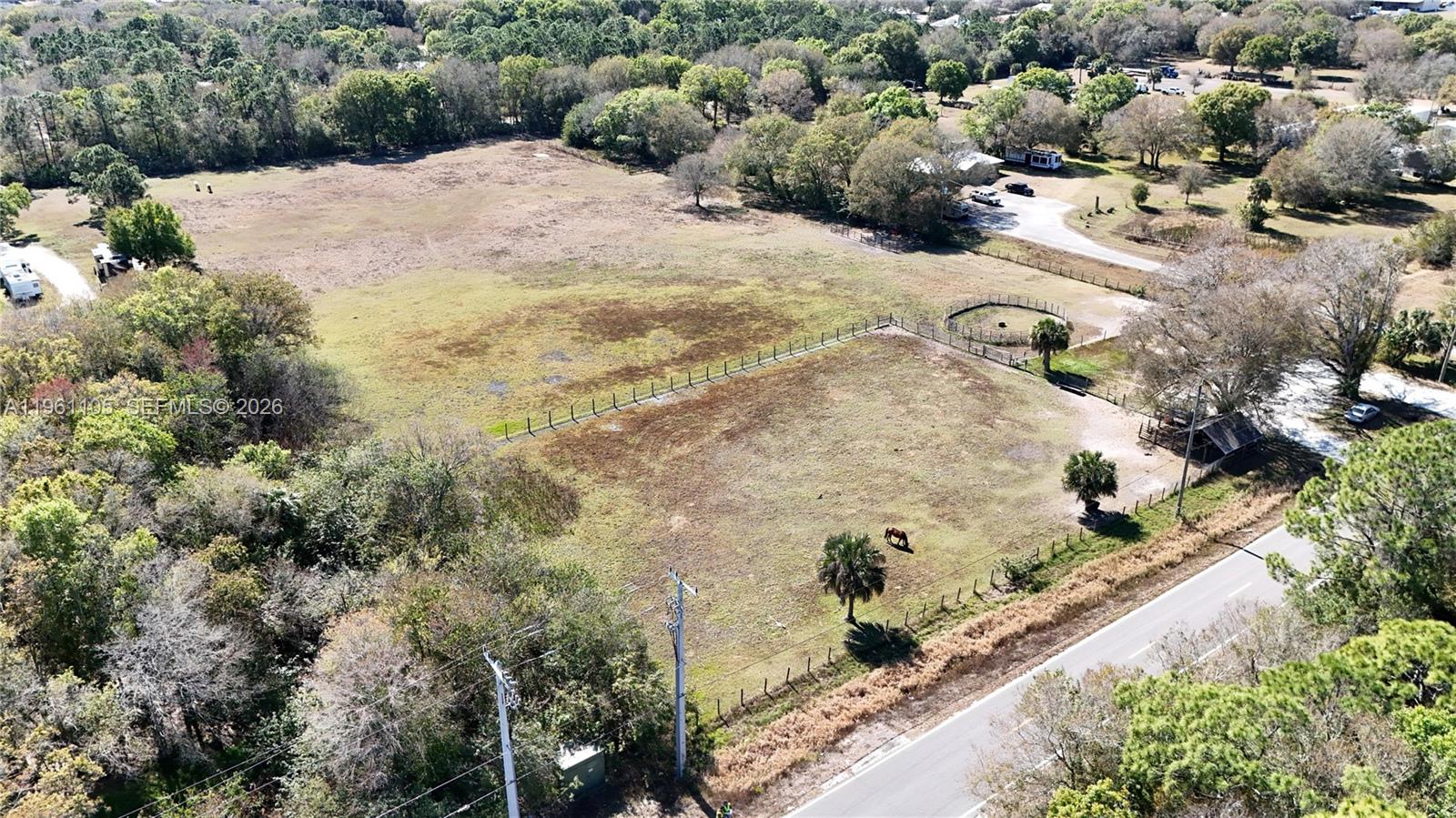 448 Northwest 34th Street Okeechobee, FL 34972 - Photo 3 of 32