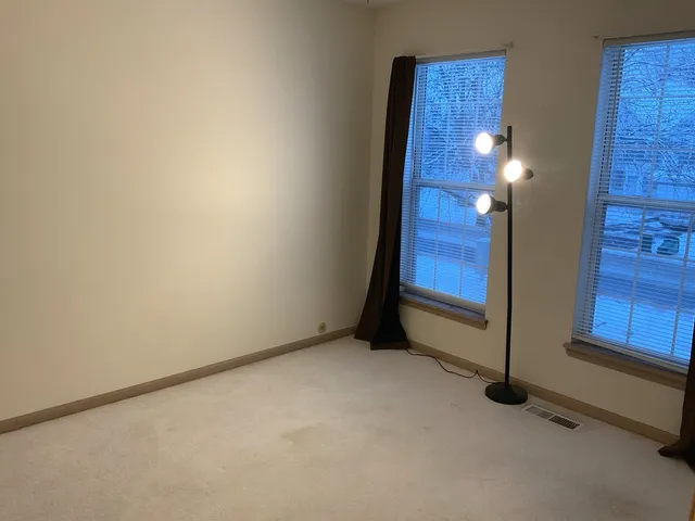 $2,350 | 2196 Rossiter Parkway, Plainfield, IL 60586