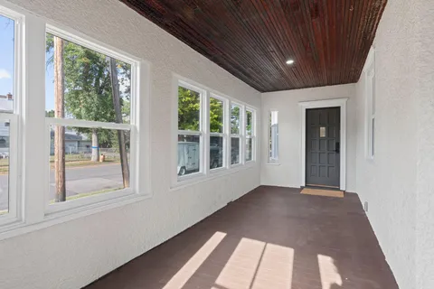 $525,000 | 641 5th Street Northeast, Minneapolis, MN 55413