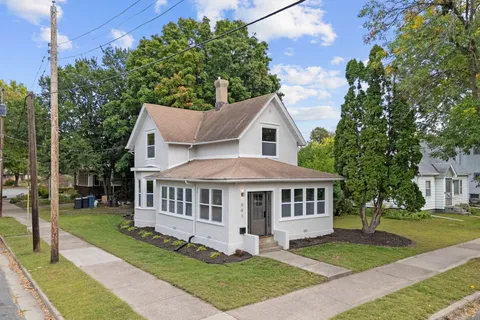 $525,000 | 641 5th Street Northeast, Minneapolis, MN 55413