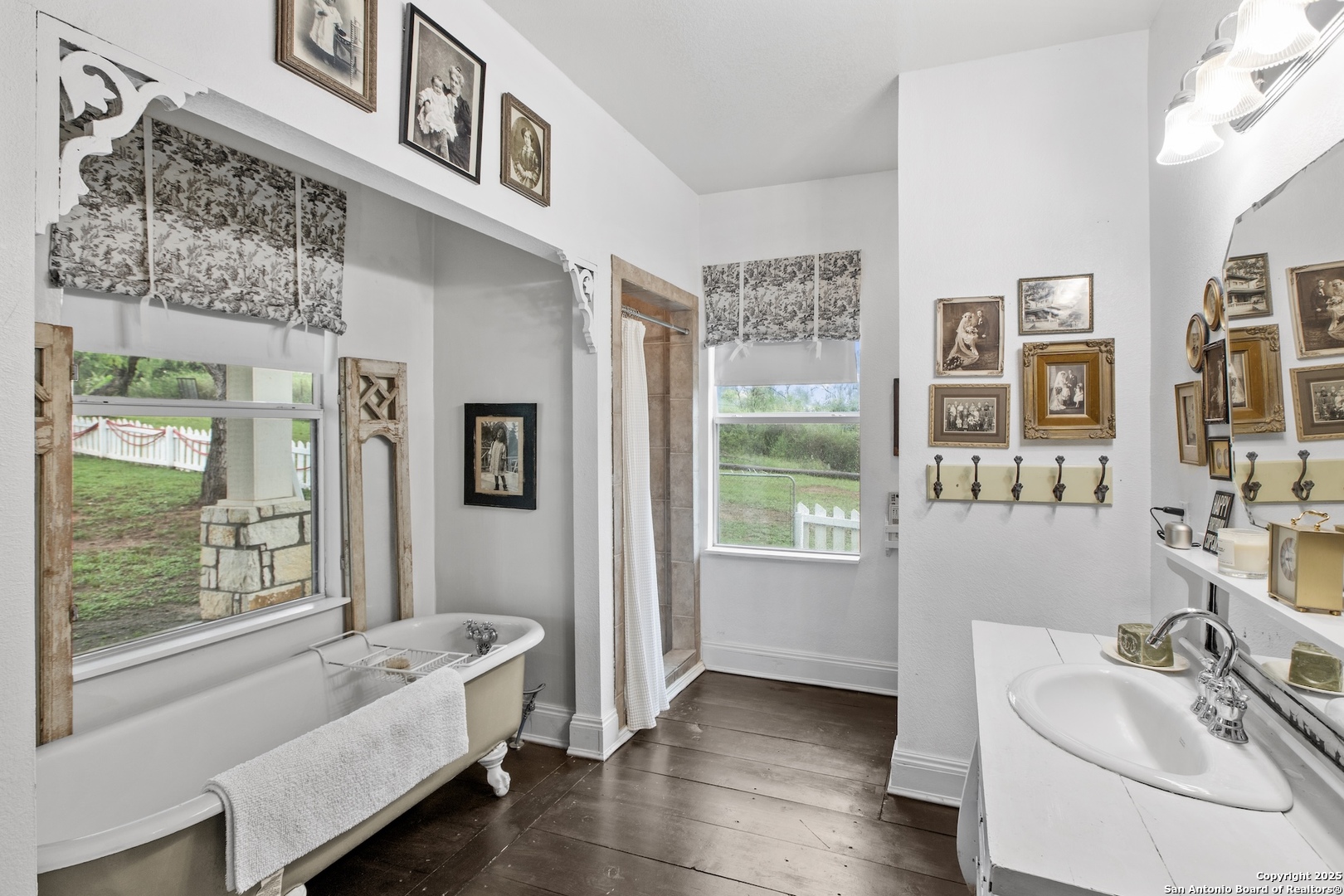 211 Riverside Drive West Llano, TX 78643 - Photo 31 of 74