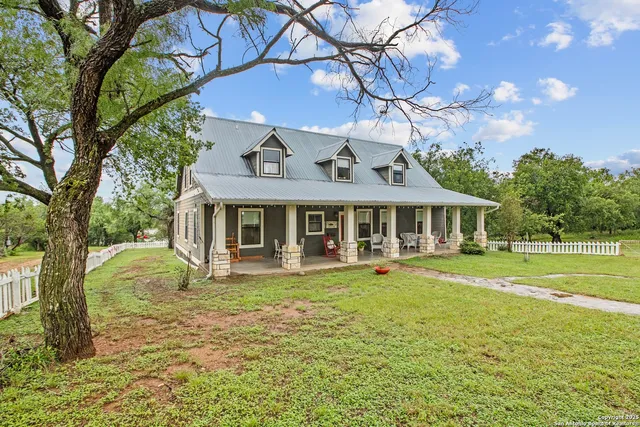 $1,249,000 | 211 Riverside Drive West, Llano, TX 78643