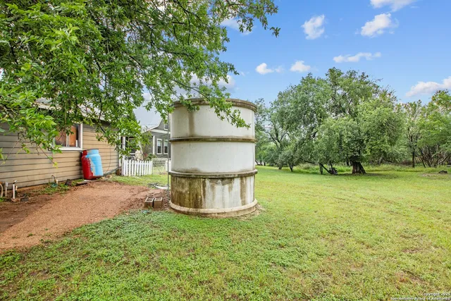$1,249,000 | 211 Riverside Drive West, Llano, TX 78643
