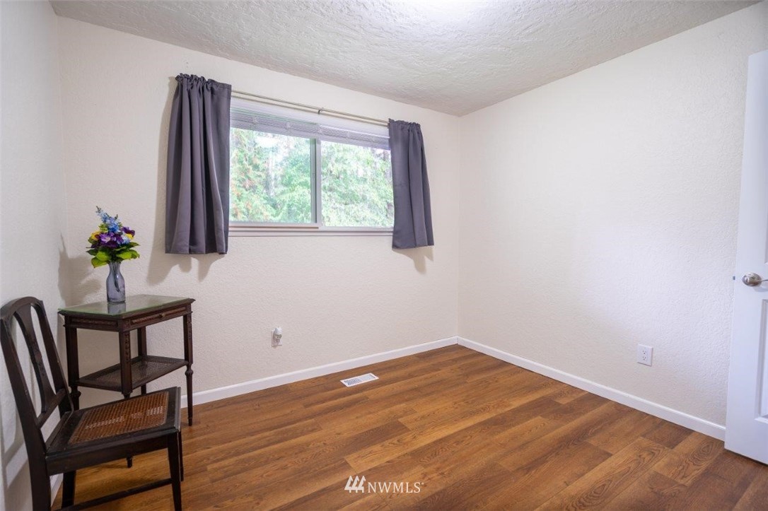 231 East Merioneth Road Shelton, WA 98584 - Photo 11 of 25 Gallery Image 11