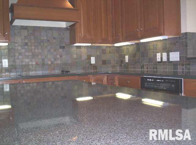 5401 Hugo Road Bettendorf, IA 52722 - Photo 8 of 9 Gallery Image 8