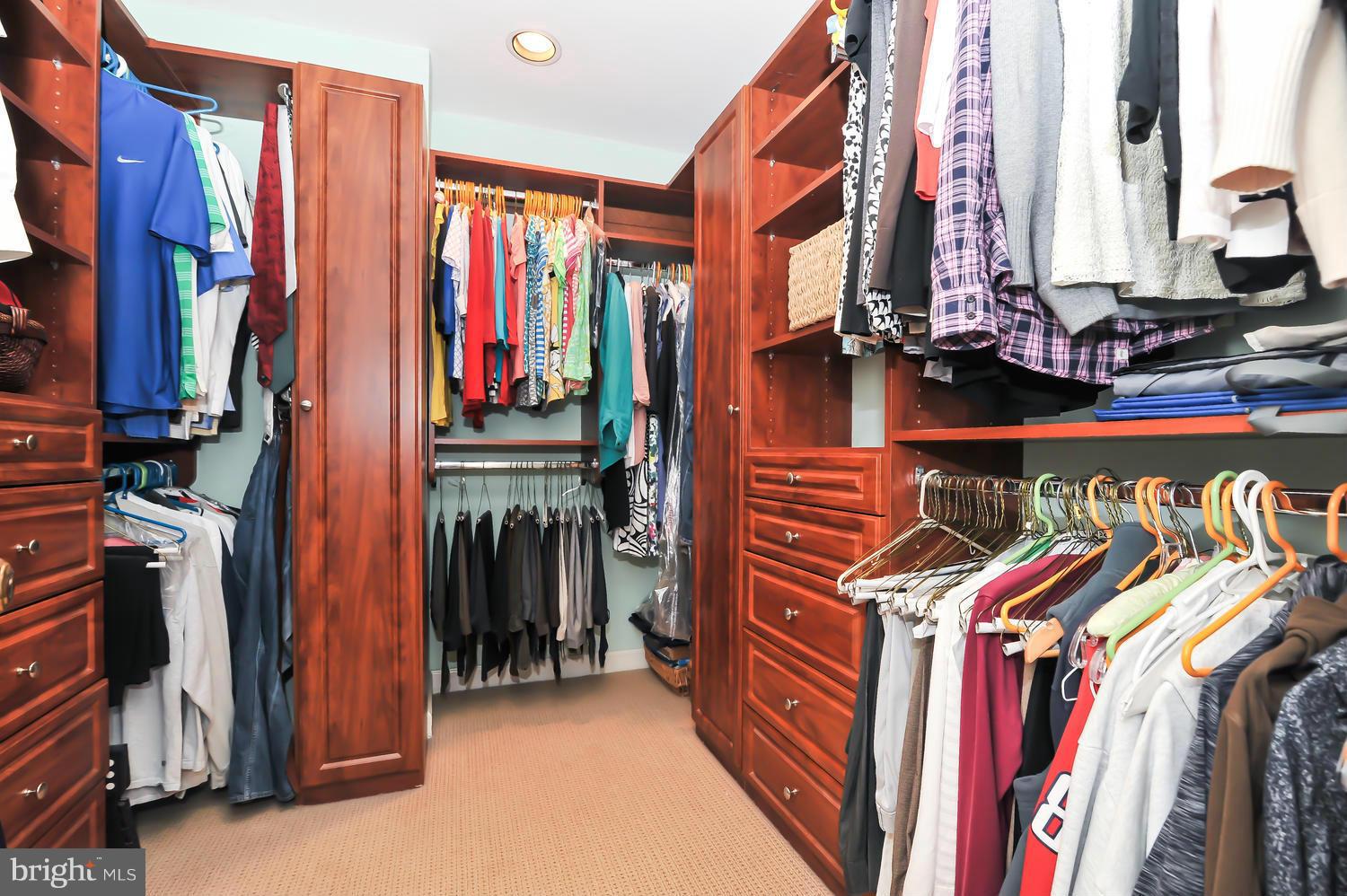 2640 North Glebe Road Arlington, VA 22207 - Photo 19 of 30 Bedroom (Master) Walk-In Closet