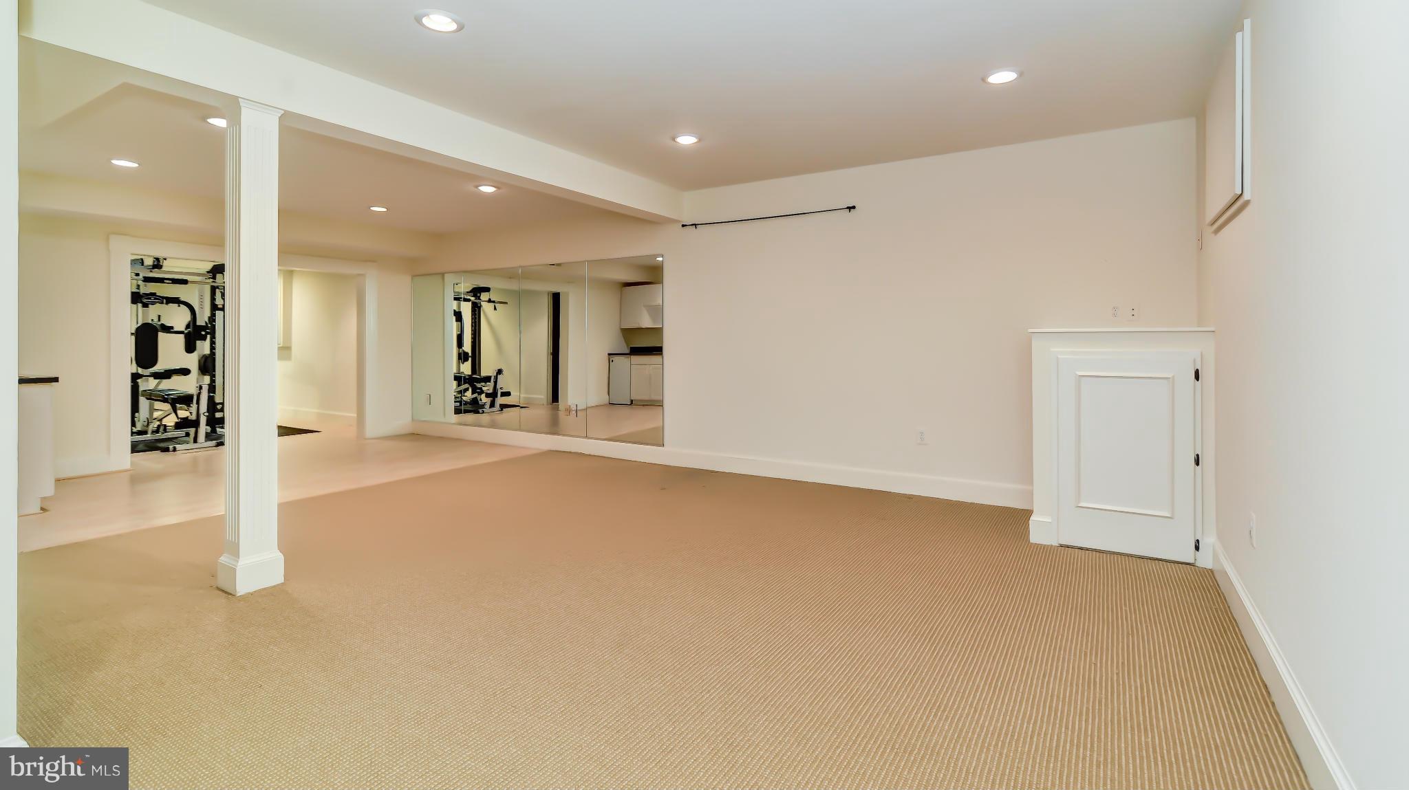 2640 North Glebe Road Arlington, VA 22207 - Photo 25 of 30 Basement Great Room