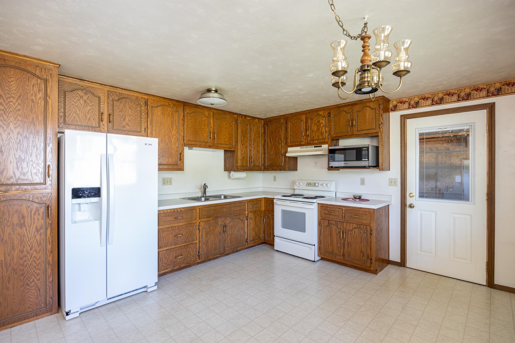 3400 North Shawnee Lane Appleton, WI 54914 - Photo 5 of 28