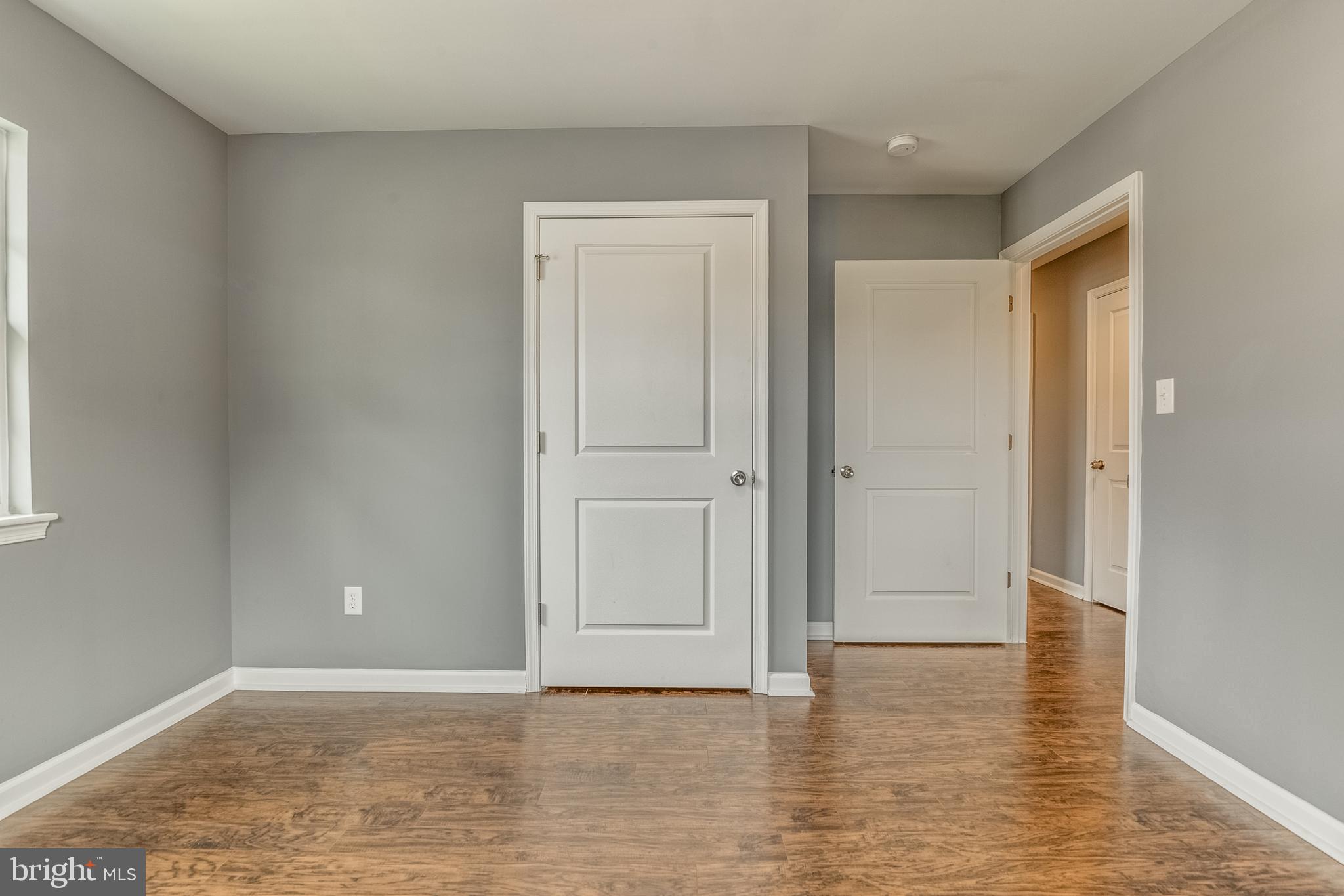 906 East Roanoke Road Sterling, VA 20164 - Photo 24 of 37 Gallery Image 24