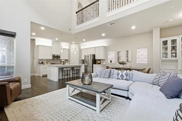 $3,500 | 7400 Van Tuyl Parkway, McKinney, TX 75070