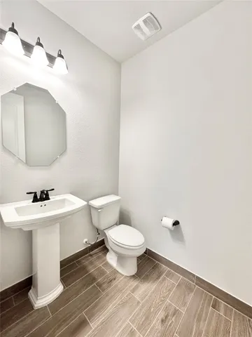 $2,650 | 11019 Cane Oak Way, Houston, TX 77043