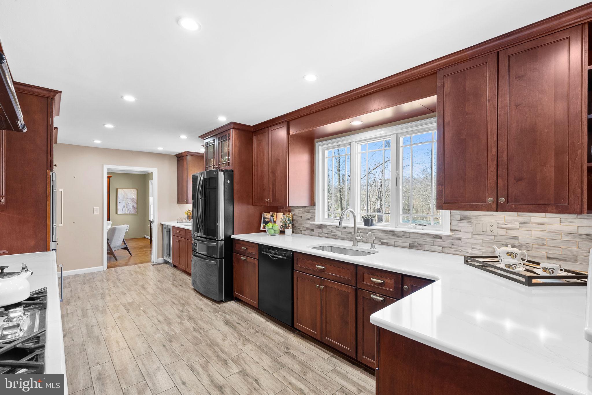 16250 Whitehaven Road Silver Spring, MD 20906 - Photo 7 of 87 Triple Casement Window with stunning views