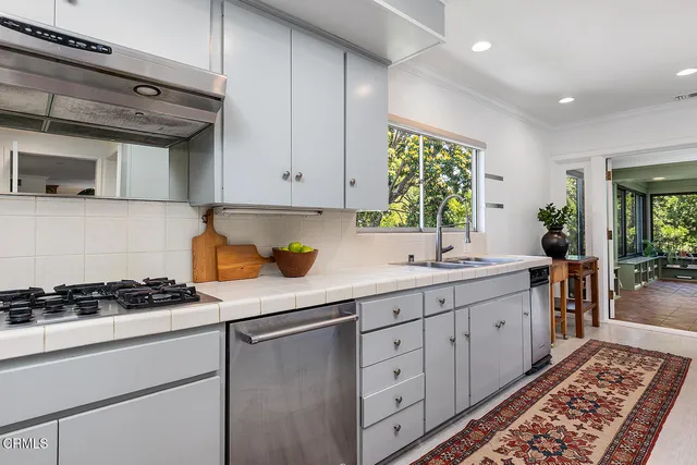 $1,595,000 | 1245 South Orange Grove Boulevard, Unit 5, Pasadena, CA 91105