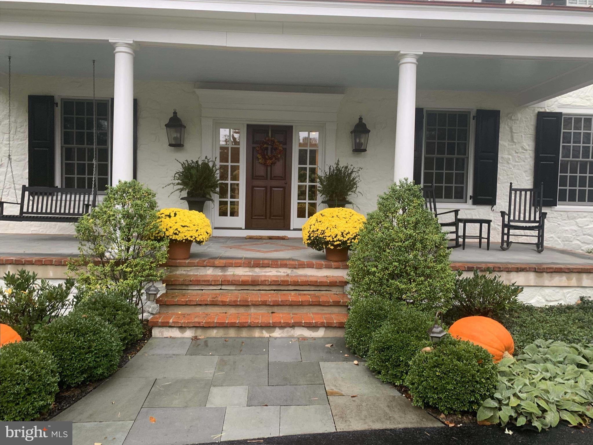 518 Newtown Road Berwyn, PA 19312 - Photo 84 of 90 Fall Entryway