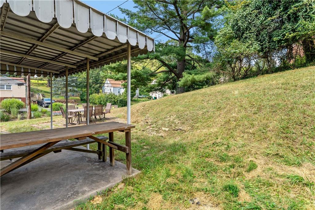 349 Siebert Road Pittsburgh, PA 15237 - Photo 27 of 32