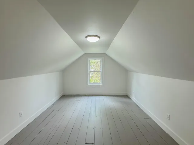 $203,000 | 708 East Elm Avenue, Olivia, MN 56277