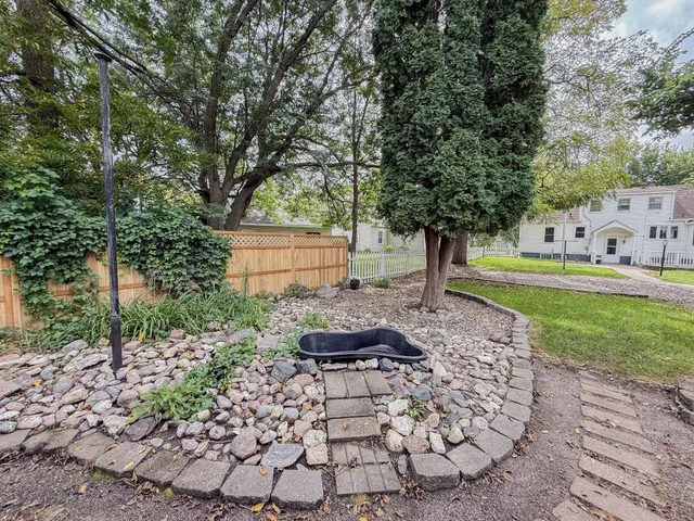 $203,000 | 708 East Elm Avenue, Olivia, MN 56277