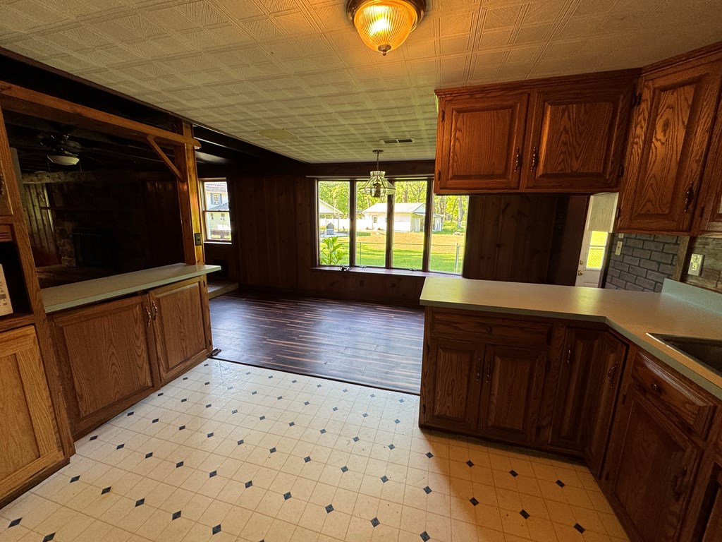 1737 Kennerdell Road Polk, PA 16342 - Photo 15 of 36 Gallery Image 15