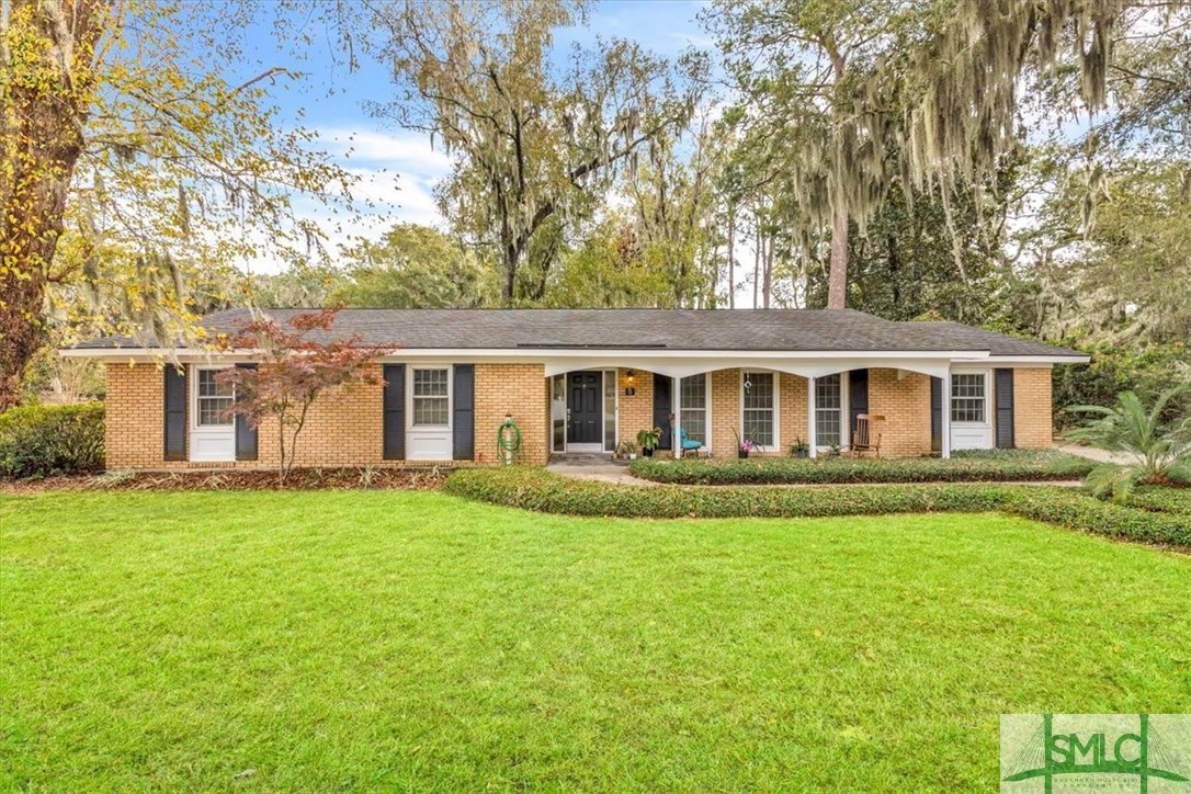 5 South Lancaster Road Savannah, GA 31410 - Photo 1 of 38