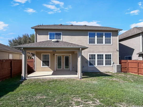 $1,925 | 10204 Del Lago Court, San Antonio, TX 78245