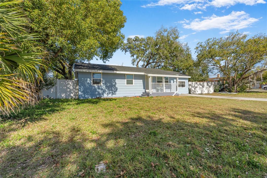 1237 Marygon Street Kissimmee, FL 34744 - Photo 2 of 37