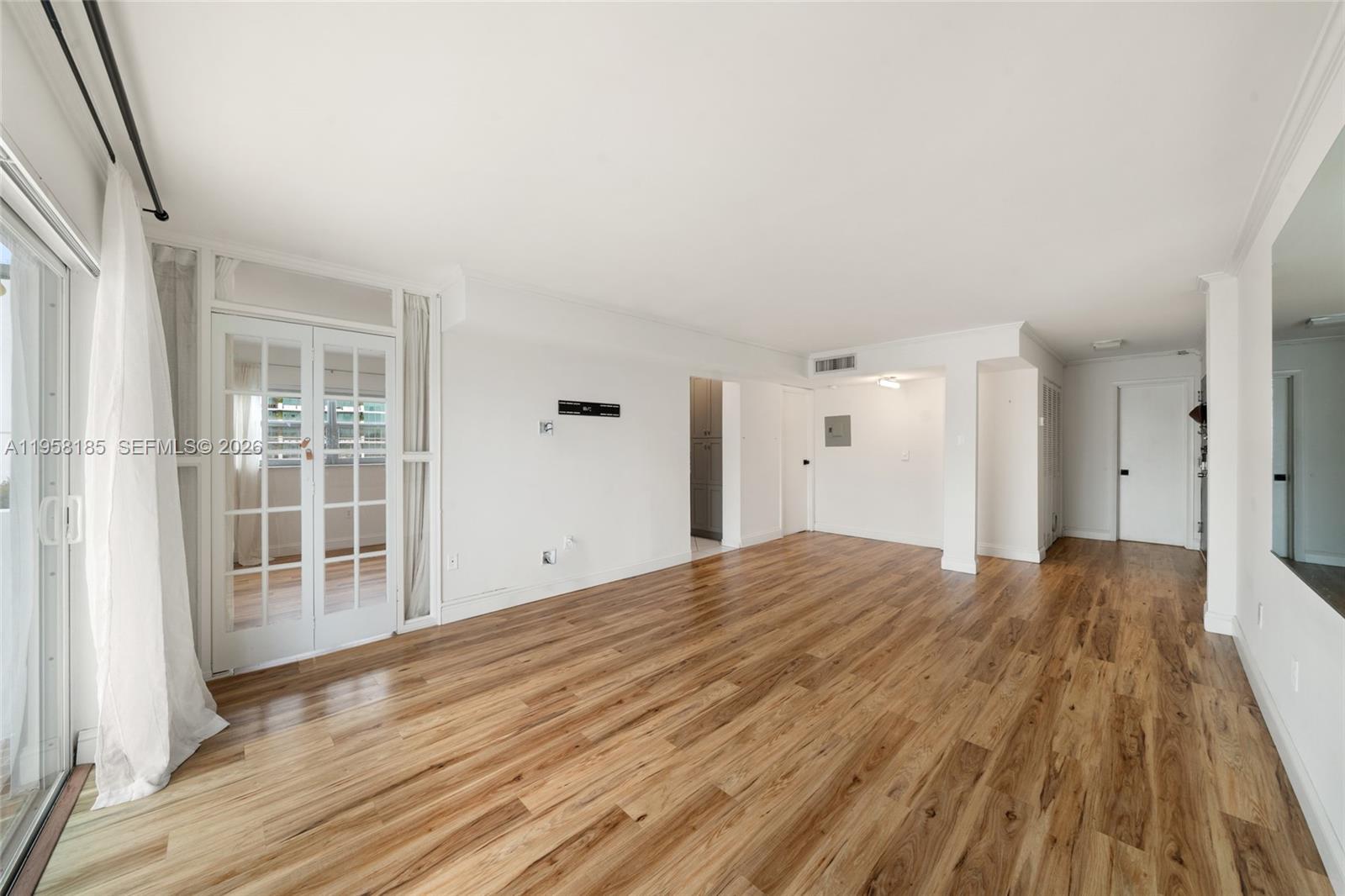 1300 Alton Road, Unit 5D Miami Beach, FL 33139 - Photo 2 of 23